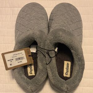 Dearfoams Quilted Gray Slippers